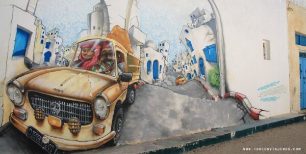 Coches en Tunez arte urbana