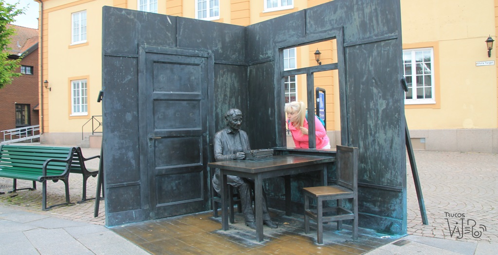 Estatua de Astrid Lindgren en Vimmerby