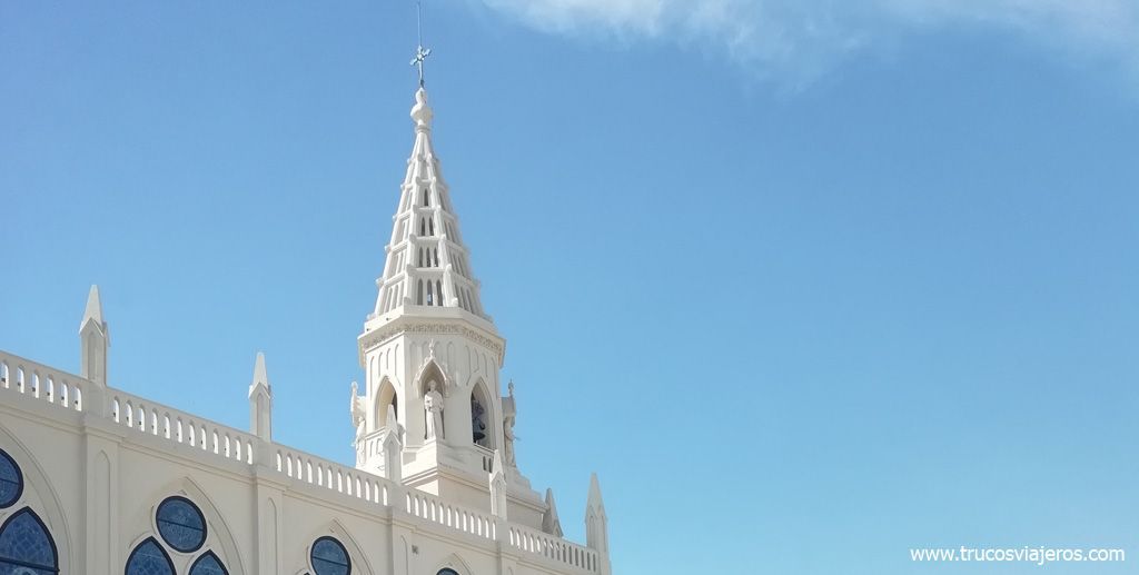 Santuario de Regla tejado