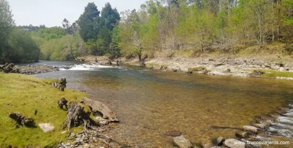 Sendero del rio Gallo en Cuntis